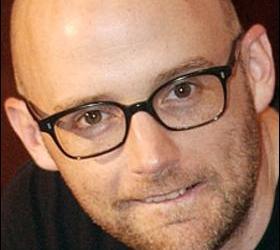 Moby отказался от электроники