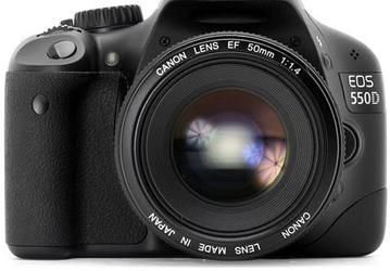 Любительская зеркальная камера Canon EOS 550D: пиксели — мелкие, зато их много