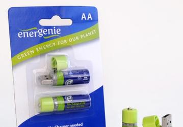 EG-BA-001 – аккумуляторы AA–размера со встроенным USB–разъемом для заряда 