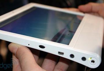 Основой прототипа планшетного ПК Quanta стала платформа NVIDIA Tegra 2