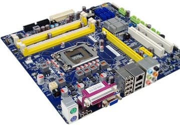 Основой системной платы Foxconn Q57M стал чипсет Intel Q57 Express 