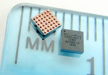 SiliconBlue начинает поставки самой маленькой в мире микросхемы FPGA для мобильных устройств