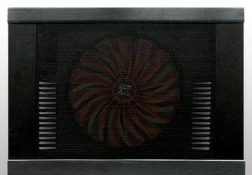 В подставке для ноутбуков Xigmatek Shield NPC-D211 используется вентилятор типоразмера 200 мм