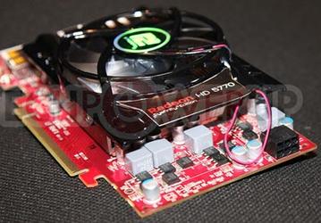 3D-карта PowerColor HD 5770 Eyefinity 5 Edition имеет пять выходов DisplayPort