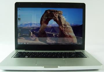 В нетбуке Dragonfly QT Pro за большой экран и GPU NVIDIA ION пришлось заплатить автономностью