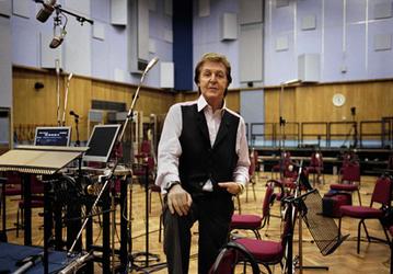 Paul McCartney примет участие в веб-чате