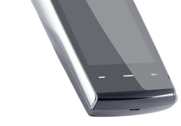 Мультимедийный бизнесфон Fly E155 с поддержкой двух SIM-карт, Wi-Fi  и 5-Мп камерой