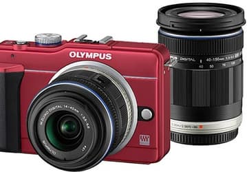 Камера Olympus E-PL1S с объективом 14-42 мм весит 454 грамма