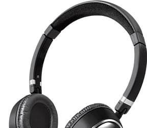 В беспроводных наушниках Creative WP-300 используется интерфейс Bluetooth 2.1 