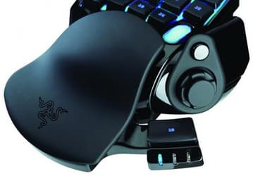Razer и Belkin «разработали» игровую клавиатуру Nostromo