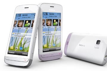 Nokia C5 работает под управлением операционной системы Symbian S60 5th edition