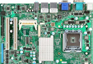 Поддержка ЦП Intel Core 2 Quad и десять COM-портов системной платы MSI IA-Q45