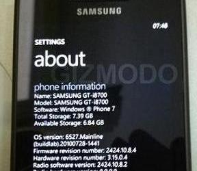 Фотографии коммуникатора на базе Windows Phone 7 — Samsung GT-i8700