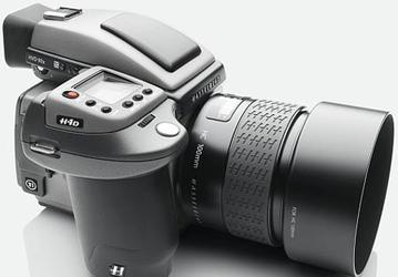 Hasselblad снижает цены — среднеформатная камера начального уровня H4D-31 с объективом 35-90 мм подешевела на 22,9%