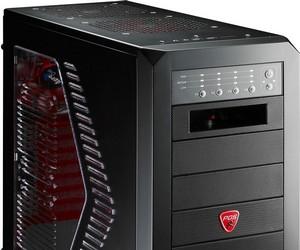 В оформлении корпуса AeroCool RS-9 Devil Red используется беспроигрышное сочетание цветов