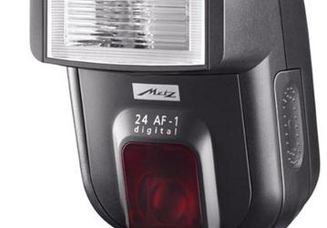 Для питания вспышки Metz mecablitz 24 AF-1 digital достаточно двух элементов AA