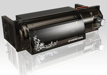 Корпусный вентилятор Evercool Cross Flow System Cooler выглядит непривычно