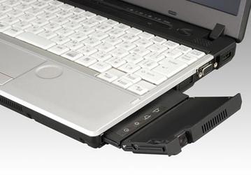 Fujitsu находит новое применение отсеку для оптического привода в ноутбуках LifeBook S761/C и P771/C 
