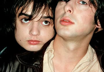 Carl Barat назвал сообщения о воссоединении Libertines фальшивкой