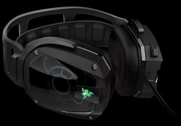 Гарнитура Razer Tiamat 7.1 оснащена десятью динамиками