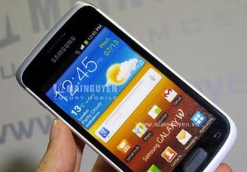 Опубликованы первые снимки белого смартфона Samsung Galaxy W
