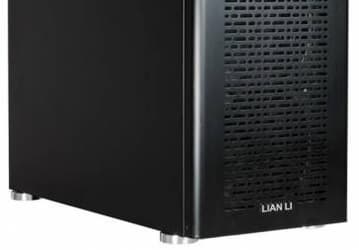 Корпус Lian Li PC-90 имеет необычный способ крепления накопителей