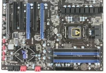 Системная плата Sapphire Pure Platinum Z68 представлена официально