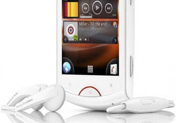 Sony Ericsson представила музыкальный смартфон Live with Walkman под управлением Android