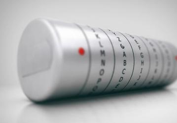 Разработчики «флэшки» Crypteks USB Key дополнили аппаратное шифрование механическим замком
