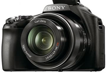 Sony оснащает камеры Cyber-shot DSC-HX100V и HX9V датчиками изображения с обратной засветкой 