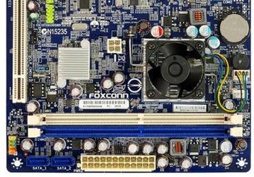 Foxconn обновляет системные платы D42S и D52S типоразмера Mini-ITX
