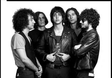 The Strokes сообщили трек-лист Angles