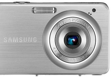 Габариты камеры Samsung ST30 равны 82 x 52 x 17 мм