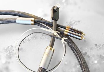 Первый российский межблочный кабель Musical Wire Cadence для виниловых проигрывателей