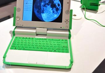 Школьный нетбук OLPC XO 1.75: процессор Marvell и динамо-машина