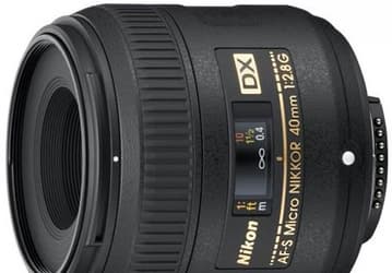 Недорогой объектив AF-S DX Micro NIKKOR 40mm f/2,8G обеспечивает макросъемку в масштабе 1:1