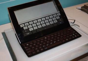 Европейская цена планшета ASUS Eee Pad Slider с 16 ГБ памяти — 480 евро