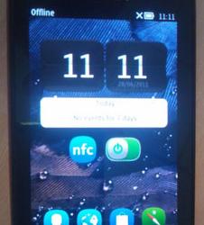 Nokia 700 (Zeta) под управлением Symbian Belle: шпионские фото и предварительные спецификации