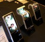 В будущем году Samsung начнет серийный выпуск гибких дисплеев AMOLED