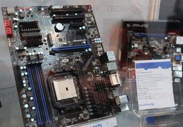 Материнская плата Sapphire Pure Platinum A75 для APU Llano оснащена разъемом mSATA