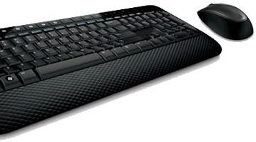 Набор из мыши и клавиатуры Microsoft Wireless Desktop 2000 стоит $40