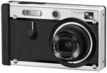 Камера Pentax Optio RS1500 склонна к переодеваниям
