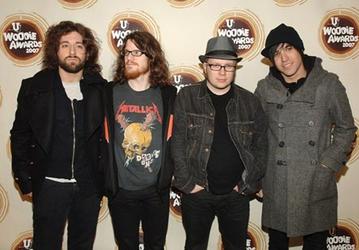 Stump опроверг слухи о распаде Fall Out Boy