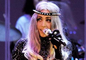 Lady GaGa станет режиссером