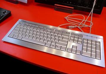 CeBIT 2011: Enermax — клавиатуры и охладители для нотбуков