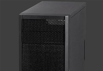 Вся передняя стенка корпуса Fractal Design Core 1000 прикрыта сеткой