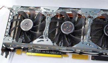 Фото дня: Galaxy GeForce GTX 580 с поддержкой трех мониторов