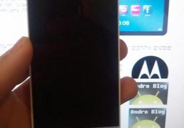 Фото дня: смартфон Sony Ericsson Xperia Nozomi