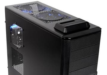 Thermaltake представила компьютерный корпус V3 BlacX Edition