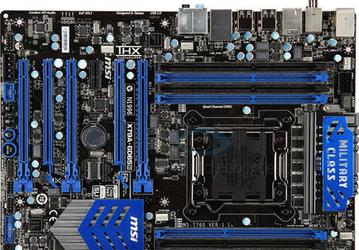 Системная плата MSI X79A-GD65 8D для процессоров Sandy Bridge-E позирует на фото